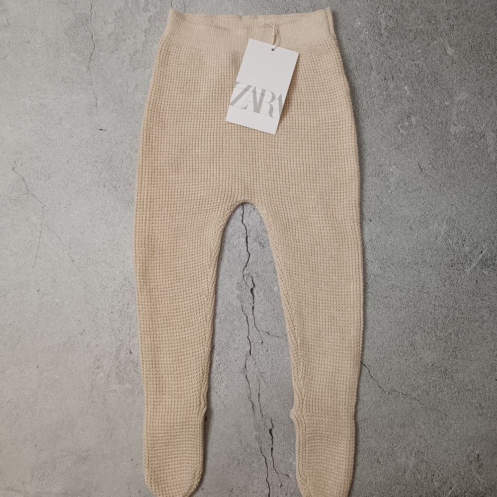 Zara cream footed pants, 6-9 months